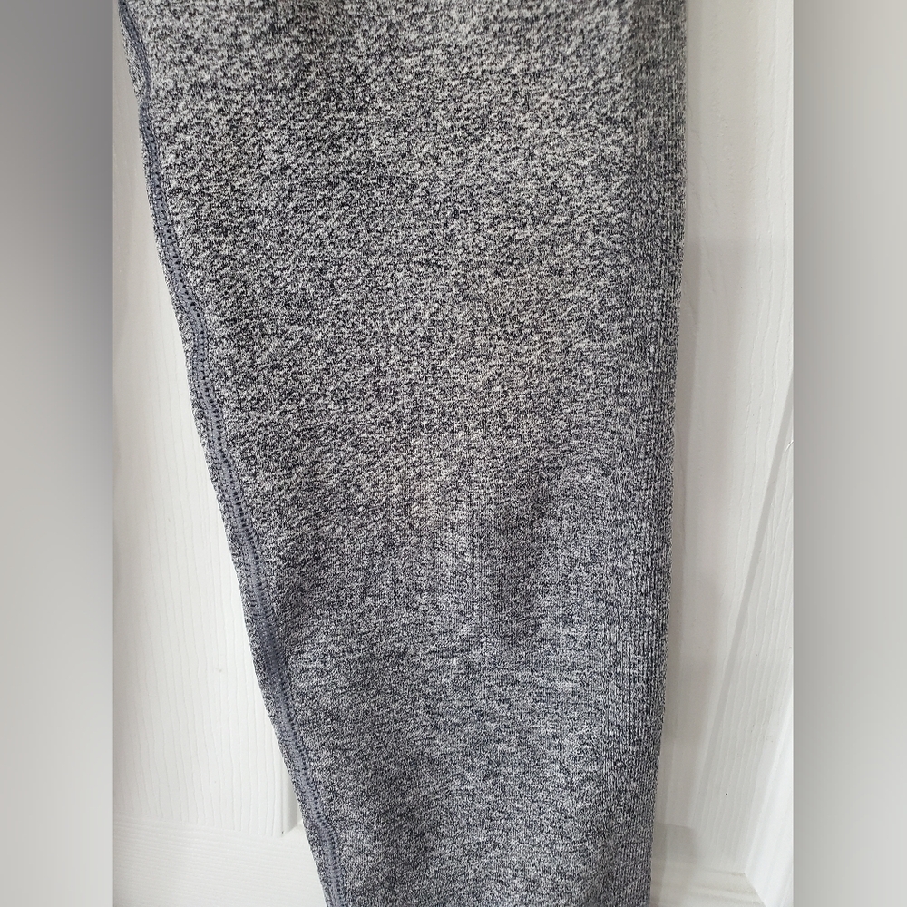 Athleta Andes High Rise Seamless Tight Gray with Red Trim| Size: S - Picture 7 of 12